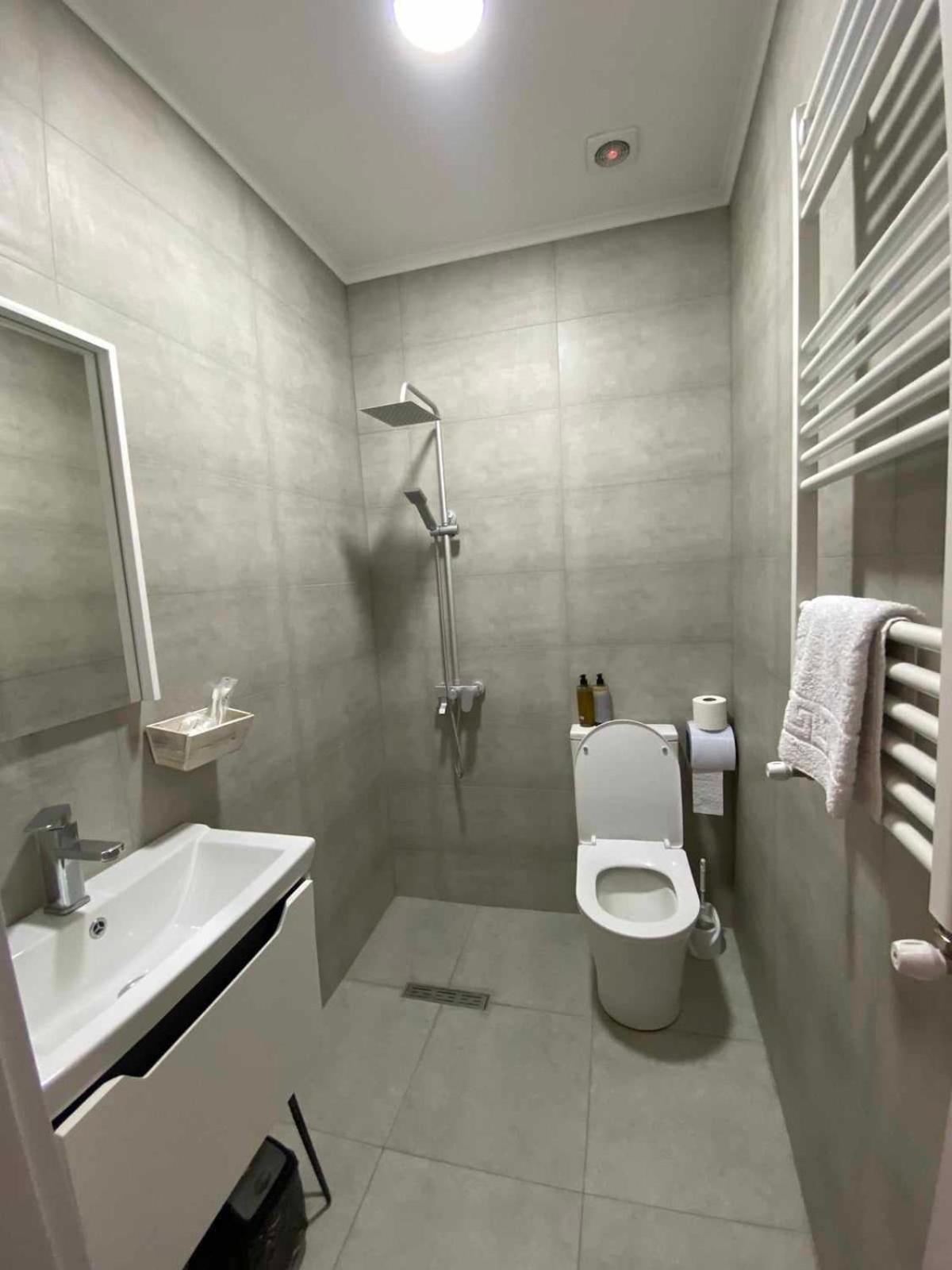 Hotel The Builder 124 Tbilisi Exterior photo