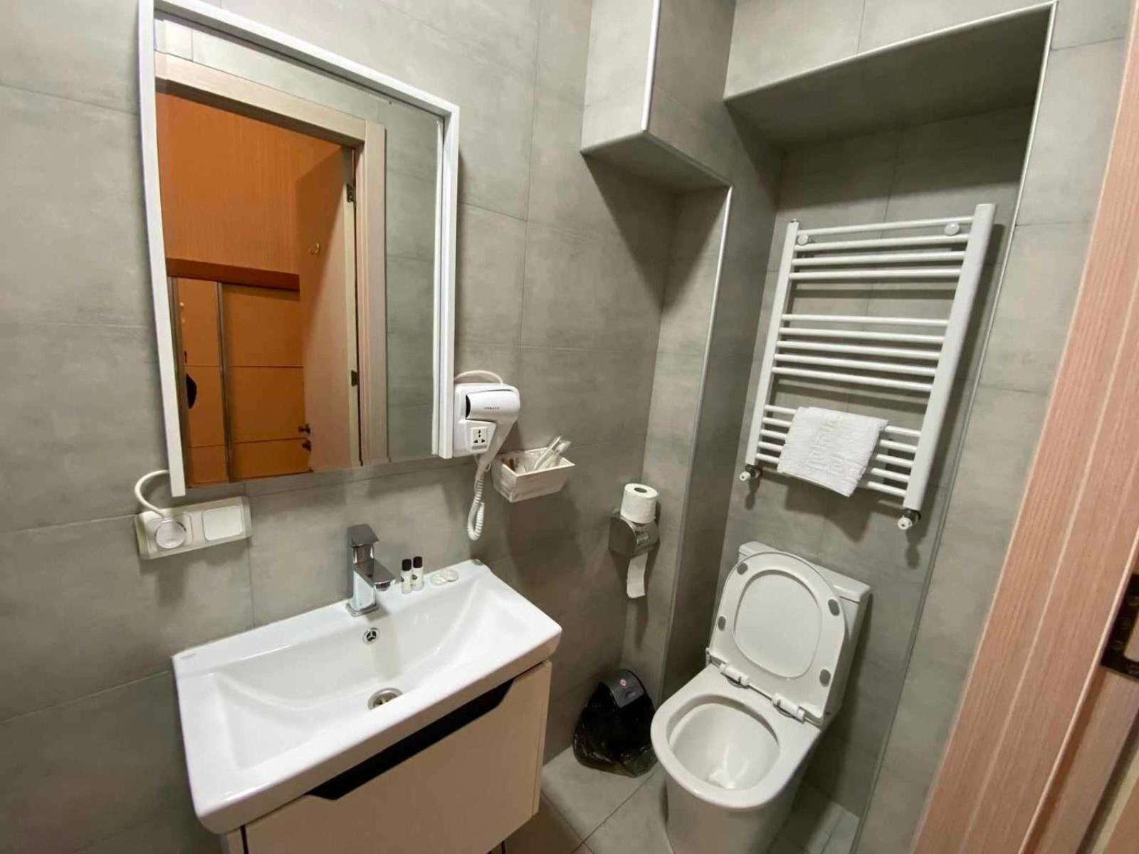 Hotel The Builder 124 Tbilisi Exterior photo